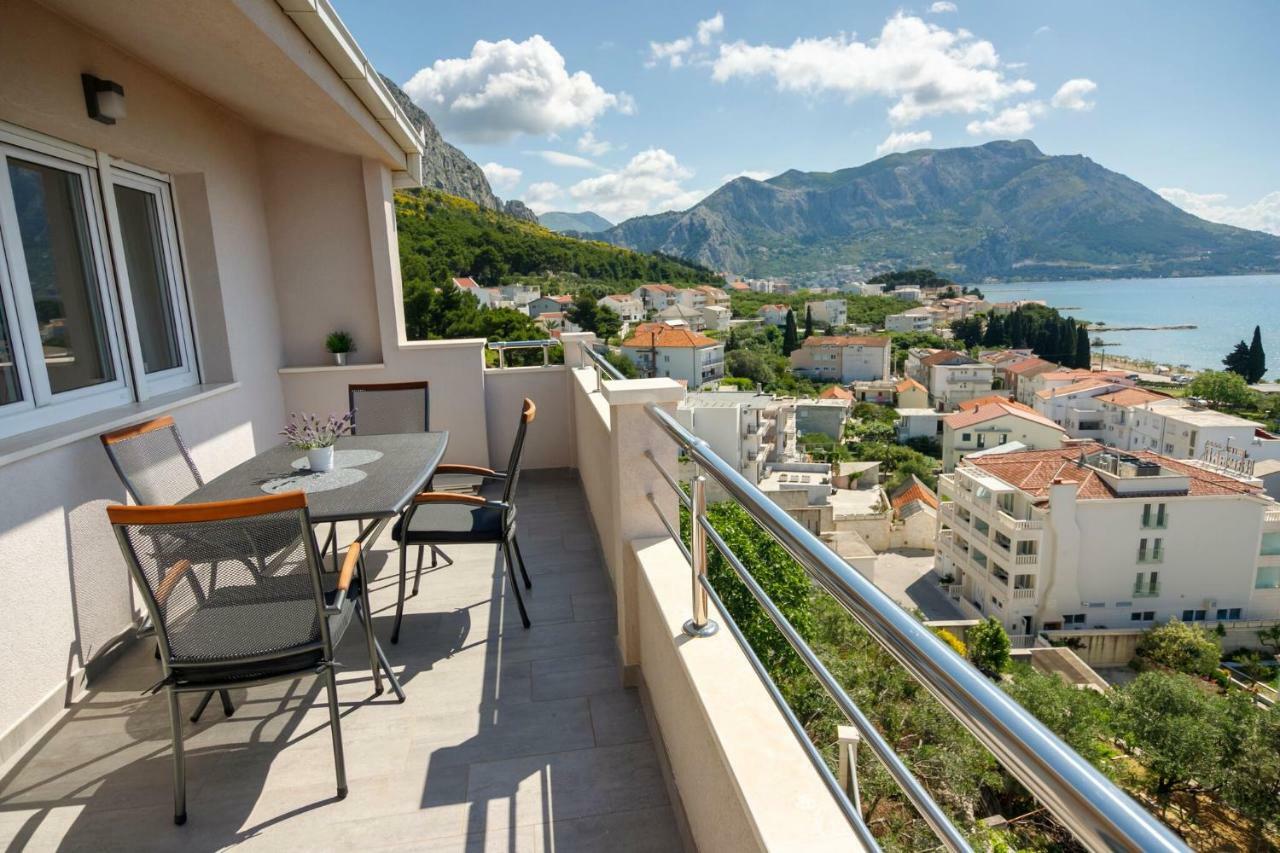 Apartmani Ticinovic Omiš Zewnętrze zdjęcie